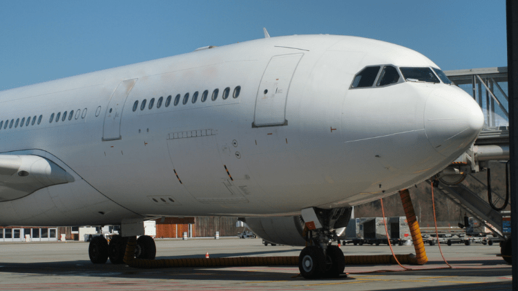 Vận tải đường hàng không