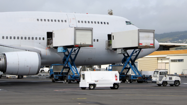 Vận tải hàng không